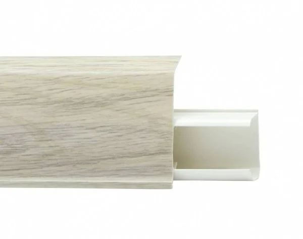 Пластиковый плинтус Royce №526 Дуб Орегон (55х23х2200мм) в Сургуте