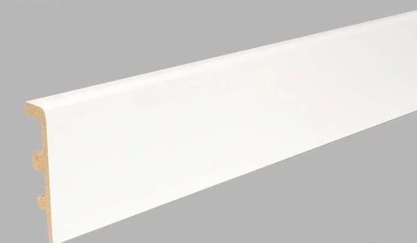 Плинтус полиуретановый Arbiton INTEGRA 01 Белый 2,4 м в Сургуте