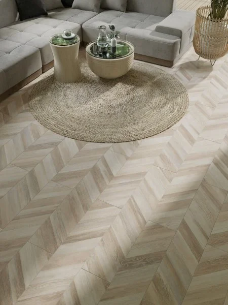 Ламинат Egger PRO 8/33 4V Large Дуб Кестинкорт Шампань правая EPL242F4CR в Сургуте