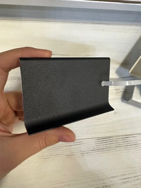 Алюминиевый плинтус Bonkeel ПЛ80 515л Черный (78,5х11,2х2500мм) в Сургуте