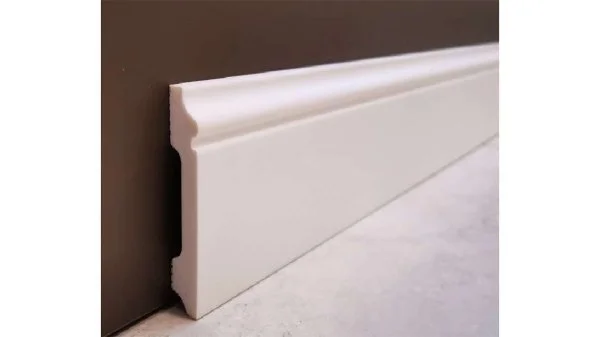 Плинтус Solid UHD 01/80 (80х12х2400 мм) в Сургуте