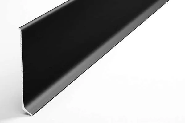 Алюминиевый плинтус Bonkeel ПЛ100 515л Черный (95,1х11,2х2500мм) в Сургуте