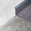Плинтус для ковролина Korner купить в Сургуте по выгодной цене Плинтус для ковролина Korner в Сургуте