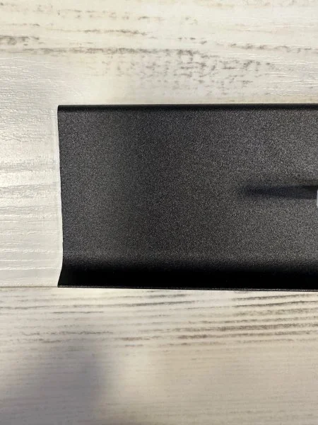 Алюминиевый плинтус Bonkeel ПЛ80 515л Черный (78,5х11,2х2500мм) в Сургуте