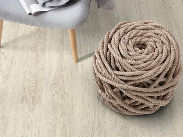 Ламинат Egger PRO 10/33 4V Дуб Азгил белый EPL153 в Сургуте