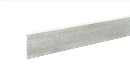 Плинтус дюрополимерный Bonkeel Дуб Северный (80х14х2000 мм) в Сургуте