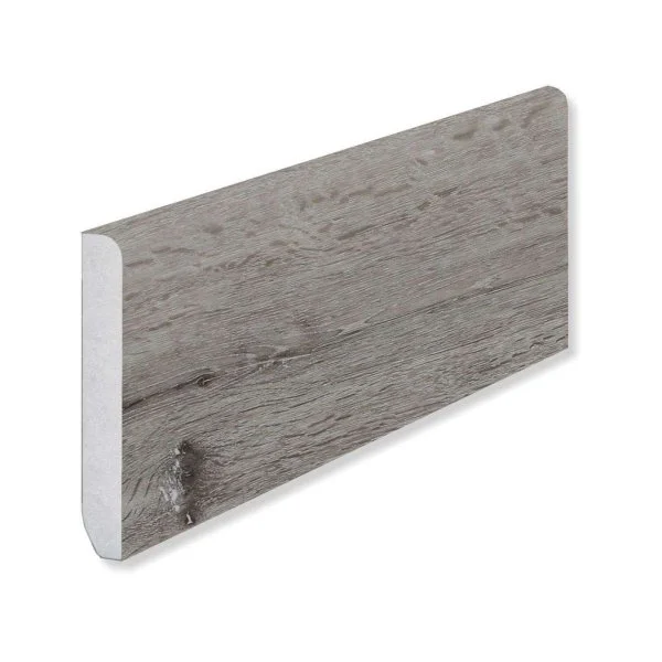 Кварцевый плинтус Fargo 1602 Дуб Каменный Берег градиент 80х11х2200 мм в Сургуте