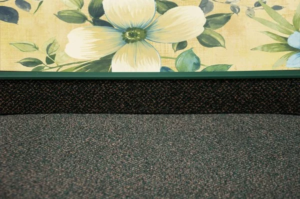 Плинтус для ковролина Korner Listwa 110 Зеленый 2,5м (50мм) в Сургуте