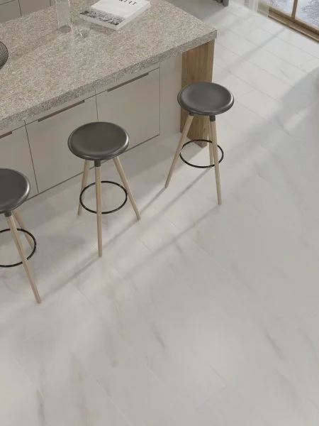 Ламинат Egger PRO 8/33 4V Large Aqua+ Мрамор Леванто белый EPL245 в Сургуте