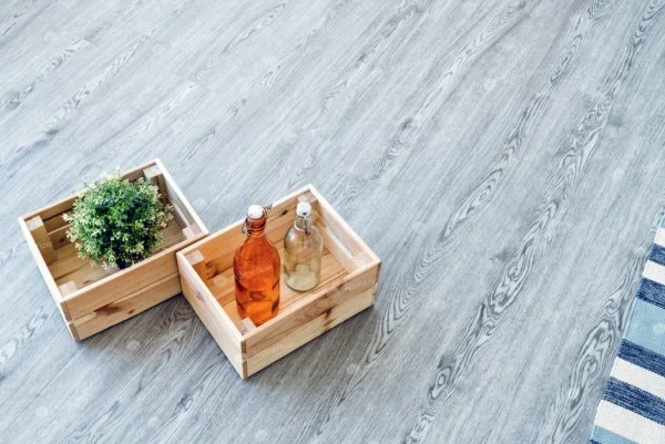 Каменно-полимерная плитка Alpine Floor Classic Ясень ECO 134-6, 4мм 43 класс в Сургуте