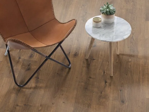 Ламинат Egger PRO 8/32 V4 Дуб Даннингтон тёмный EPL075 в Сургуте